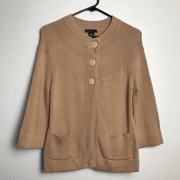BCBGMaxAzria Sweaters - BCBG MaxAzria Knit Crop 3 Button Cardigan